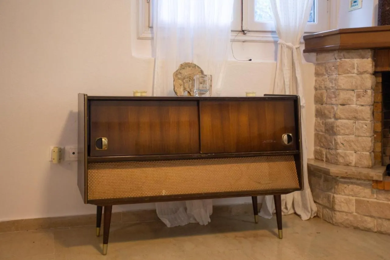 Traditional Villa Appartment With Garden, Also For Gatherings ,15 Minutes From Thessaloniki Airport 0*,